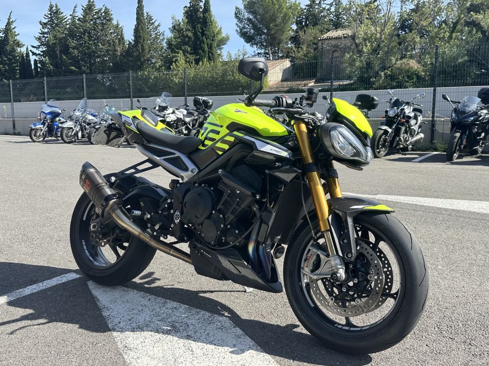 TRIUMPH STREET TRIPLE 765 MOTO 2 4