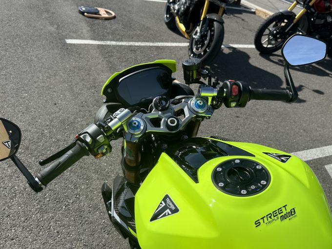 TRIUMPH STREET TRIPLE 795 MOTO 2 4