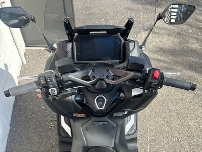YAMAHA XP T-MAX 560 TECH MAX 4