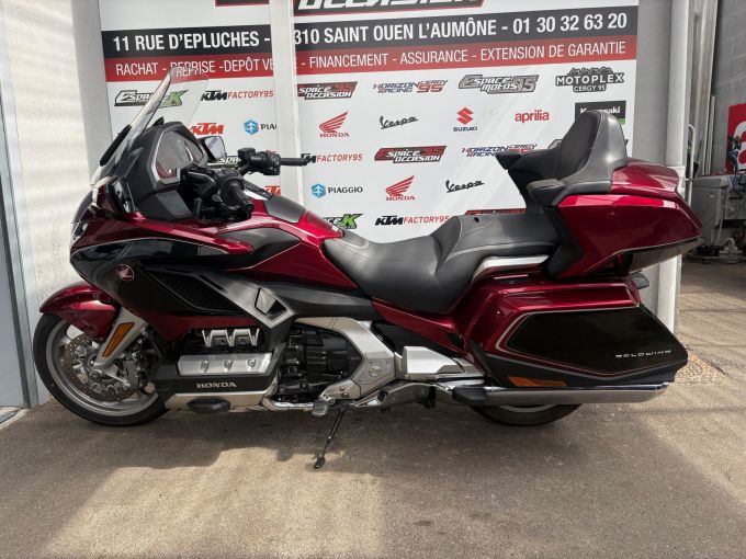 HONDA HONDA GL 1800 GOLDWING TOURING DCT 4