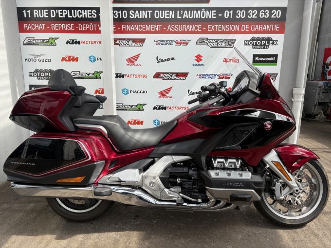 HONDA HONDA GL 1800 GOLDWING TOURING DCT 4