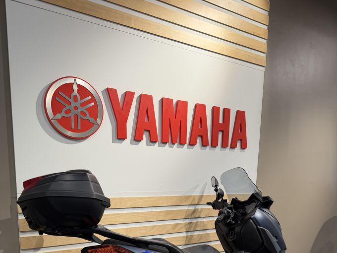 YAMAHA XMAX 125 4