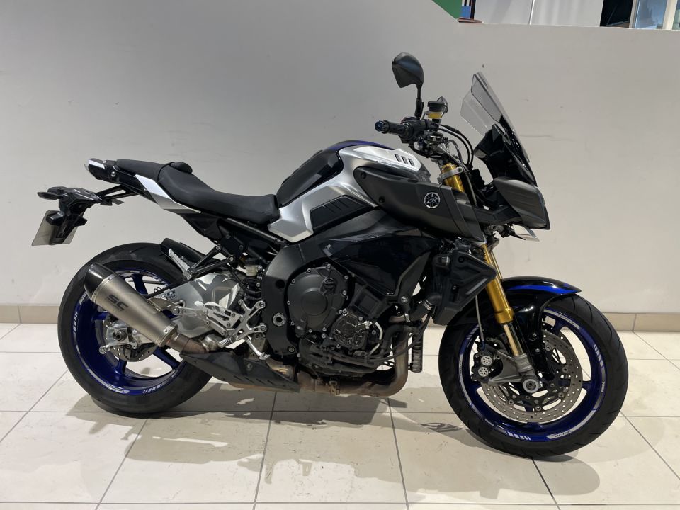 YAMAHA MT-10 SP 4