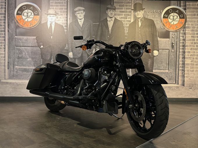 HARLEY-DAVIDSON TOURING ROAD KING 1868 SPECIAL 4