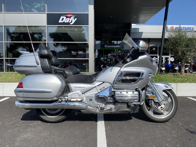 HONDA GL 1800 GOLDWING AIR BAG GPS 4