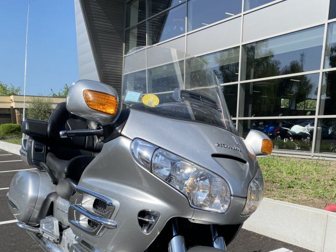 HONDA GL 1800 GOLDWING AIR BAG GPS 4