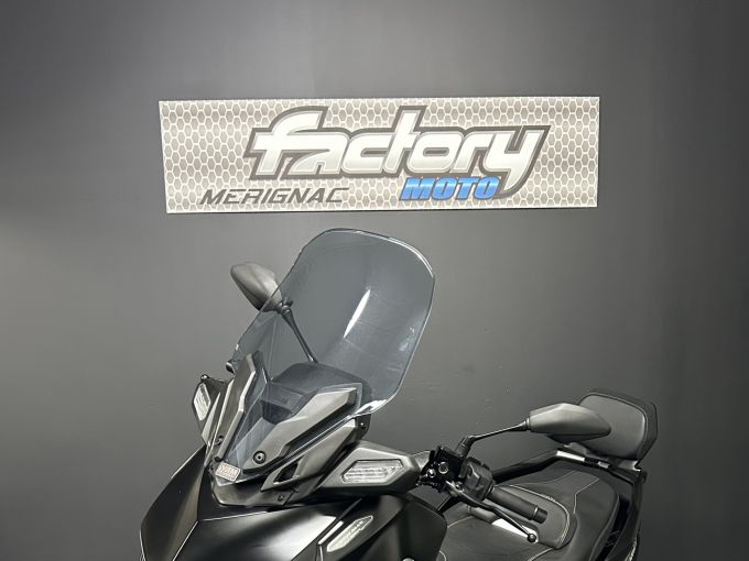 YAMAHA X-MAX 125 TECH MAX 4