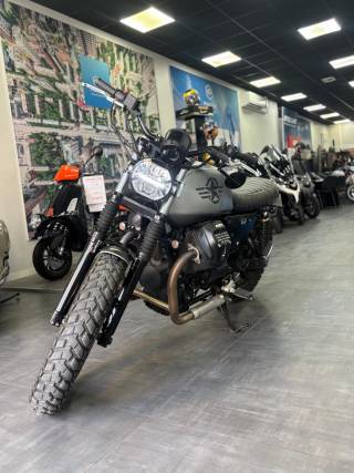 MOTO GUZZI V7 - 2019