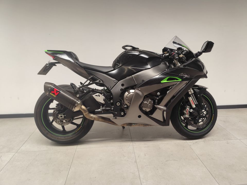 KAWASAKI ZX-10R 4