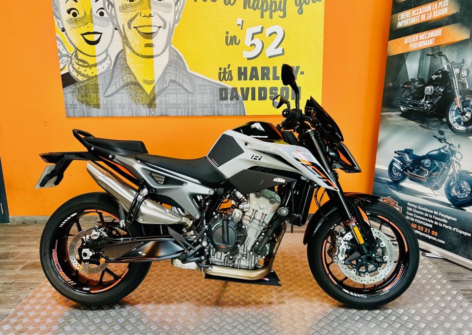 KTM 790 DUKE L 4