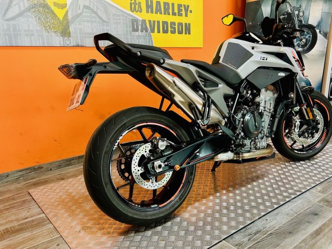 KTM 790 DUKE L 4