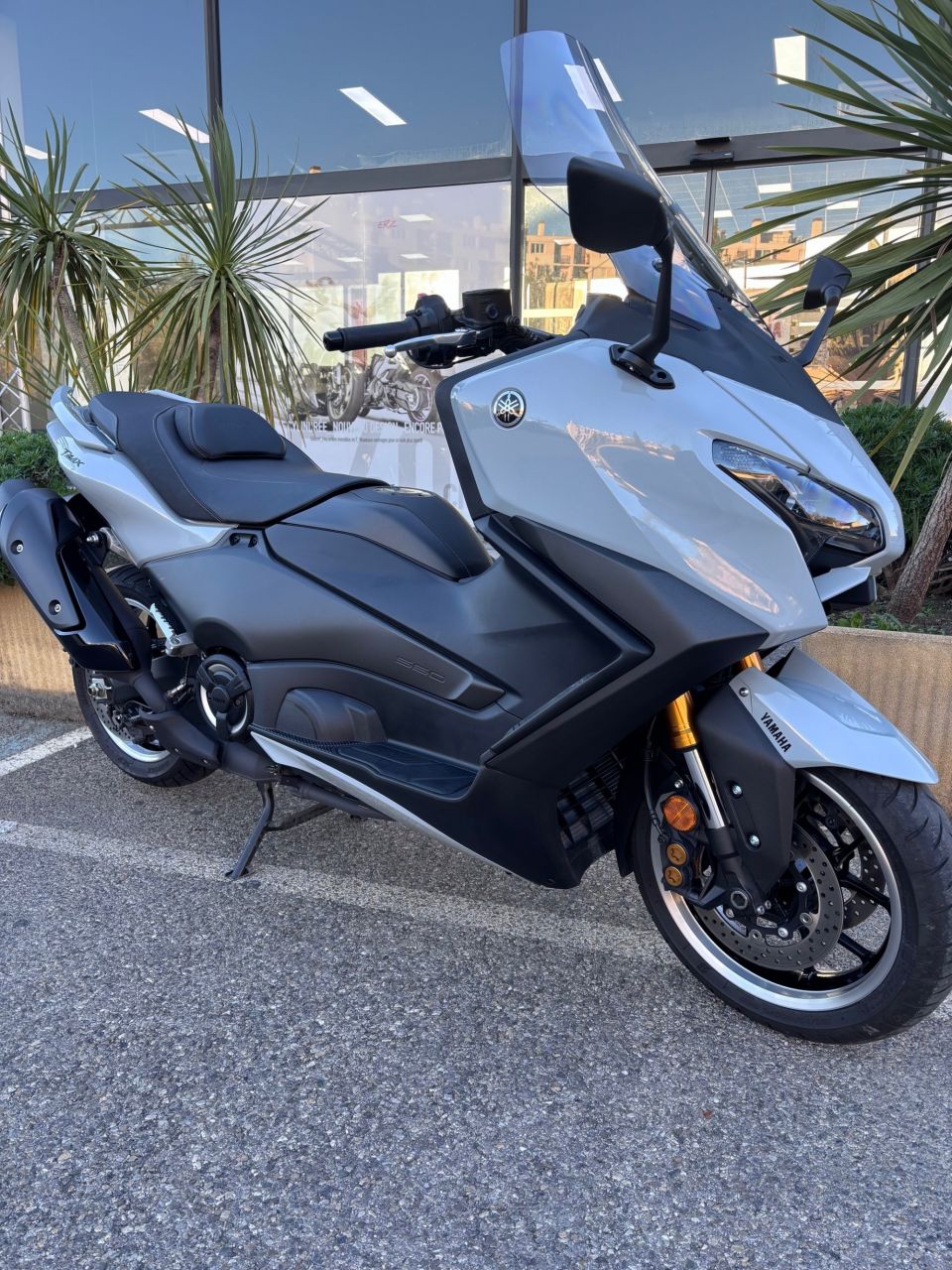 YAMAHA XP T-MAX 560 TECH MAX 4