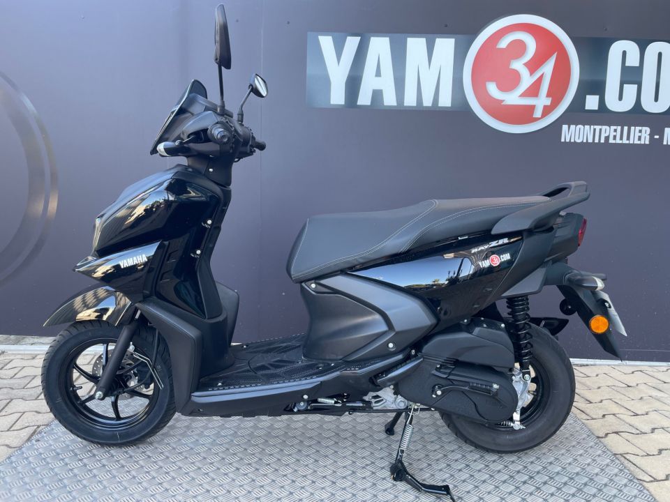 YAMAHA RayZR 125 4