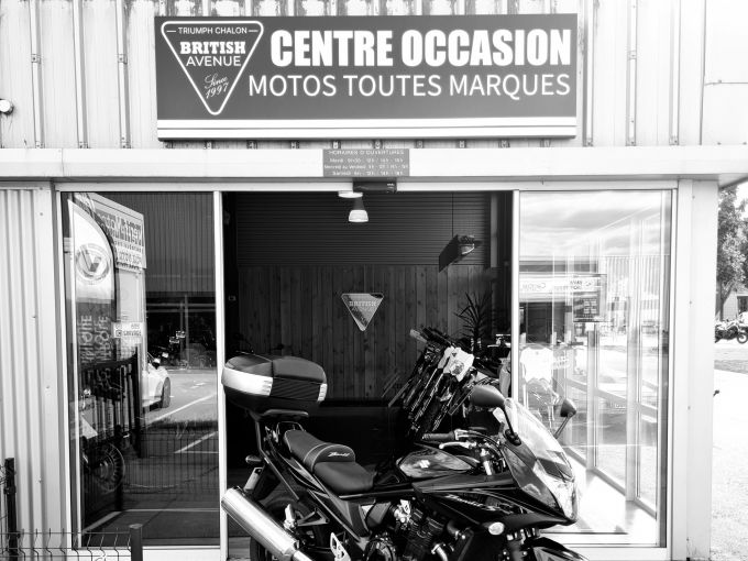 SUZUKI GSF 600 S BANDIT 4