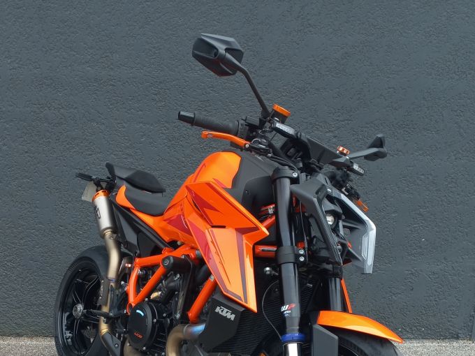 KTM 1390 SUPER DUKE R EVO 4