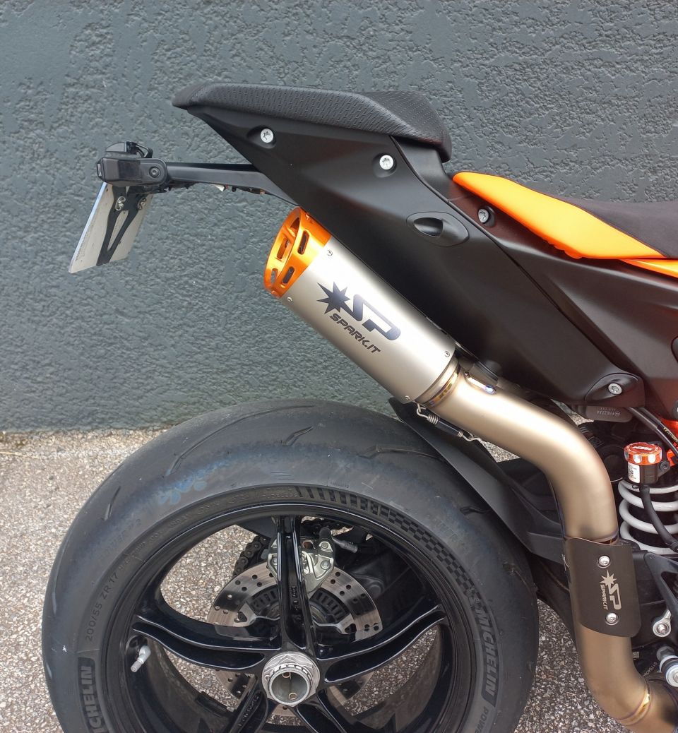 KTM 1390 SUPER DUKE R EVO 4