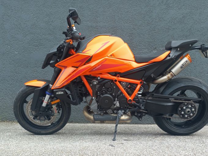 KTM 1390 SUPER DUKE R EVO 4