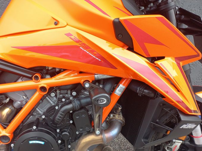 KTM 1390 SUPER DUKE R EVO 4