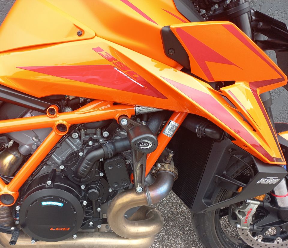 KTM 1390 SUPER DUKE R EVO 4