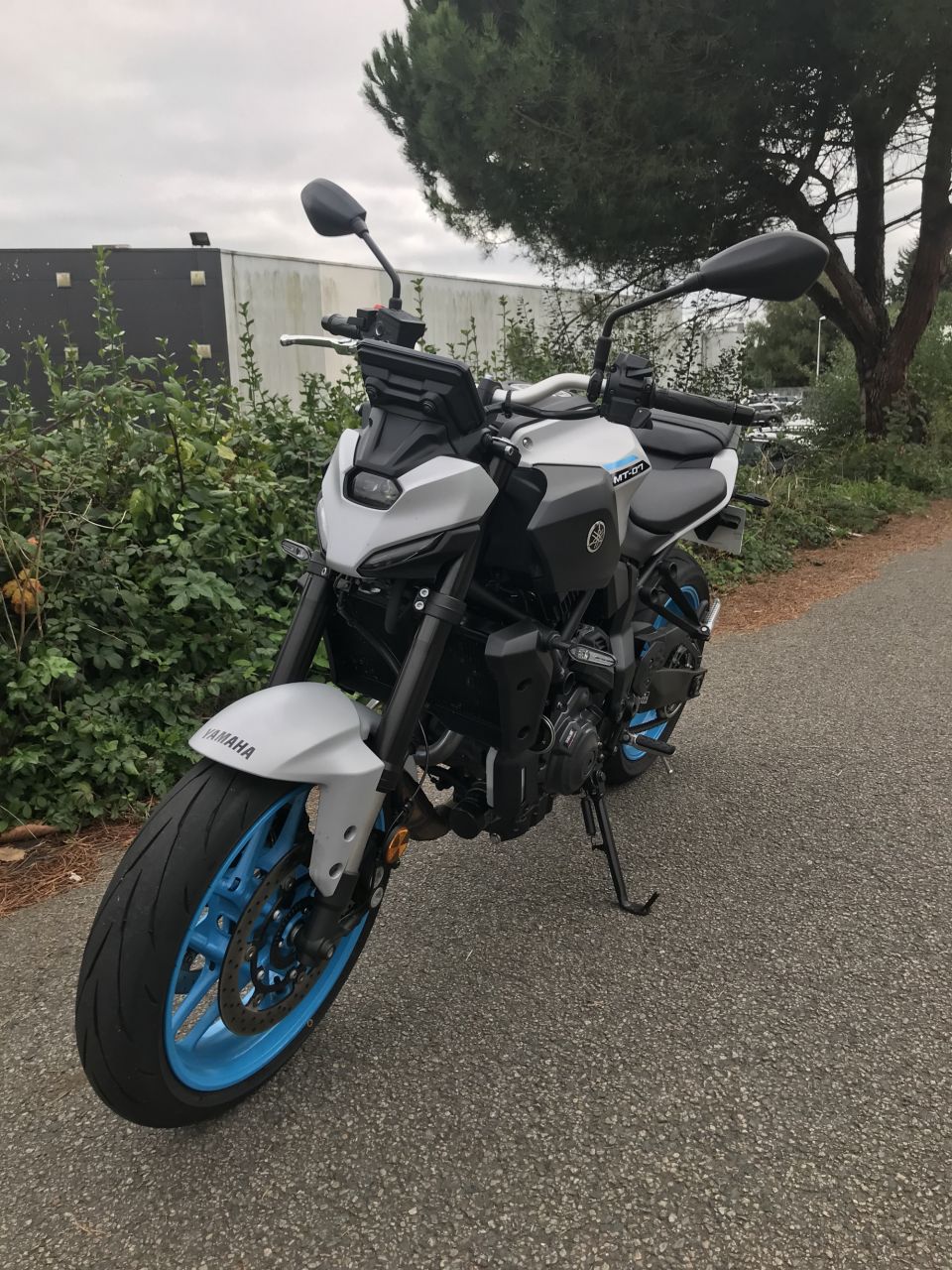 YAMAHA MT-07 Y-AMT 4