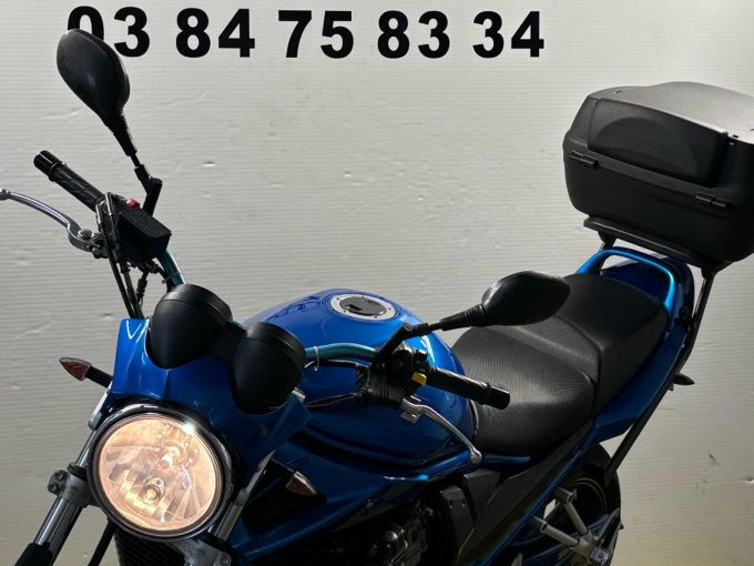 SUZUKI GSF 650 N BANDIT 4