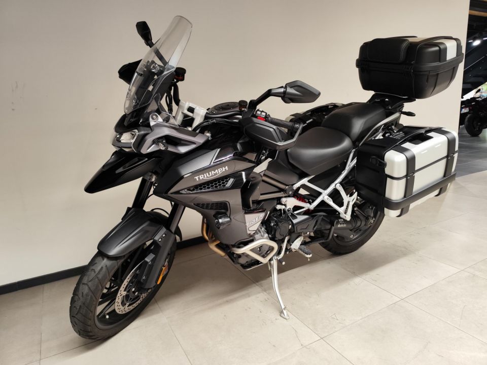 TRIUMPH TIGER 1200 GT EXPLORER 4