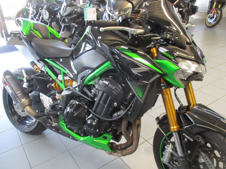 KAWASAKI Z900 SE 4