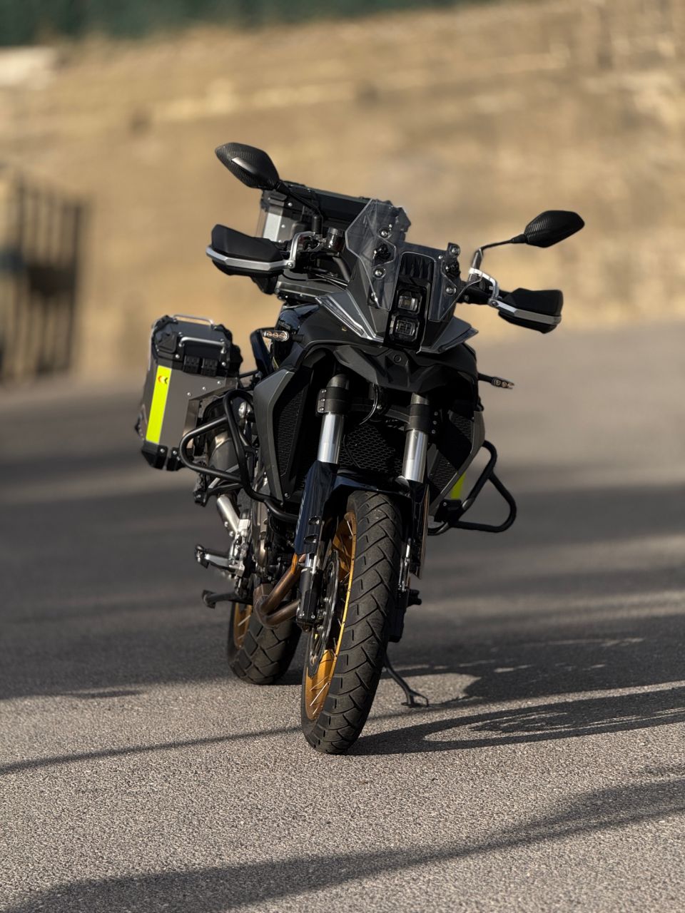 QJ MOTOR SRT 700 X TOURING 4