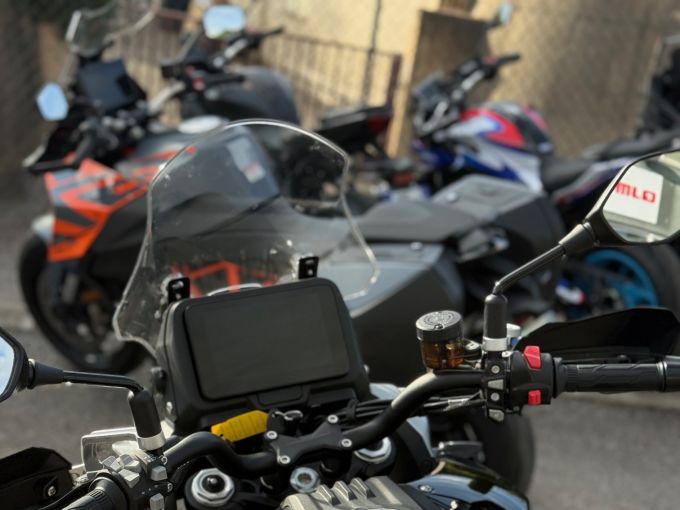 QJ MOTOR SRT 700 X TOURING 4