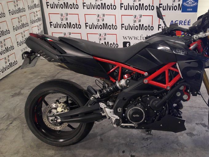 APRILIA DORSODURO 900 4