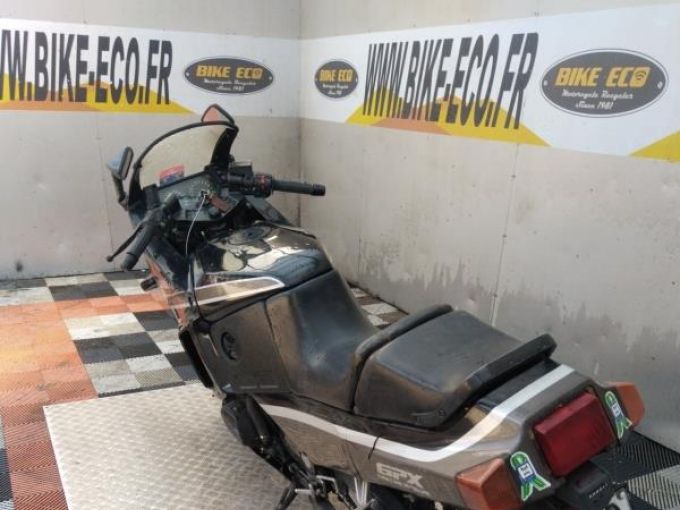 KAWASAKI GPX 600 4