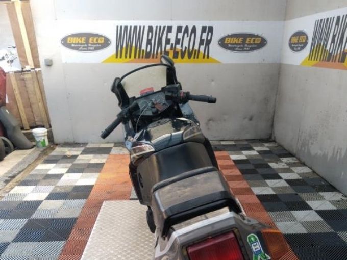 KAWASAKI GPX 600 4