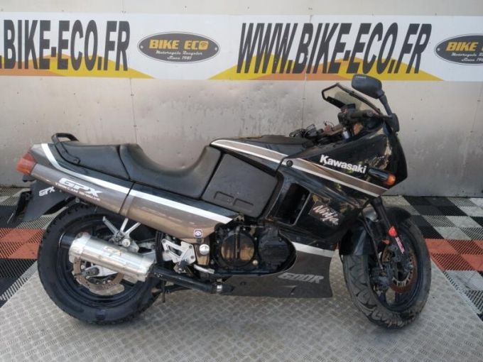 KAWASAKI GPX 600 4
