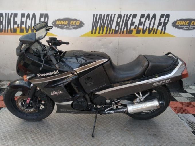 KAWASAKI GPX 600 4