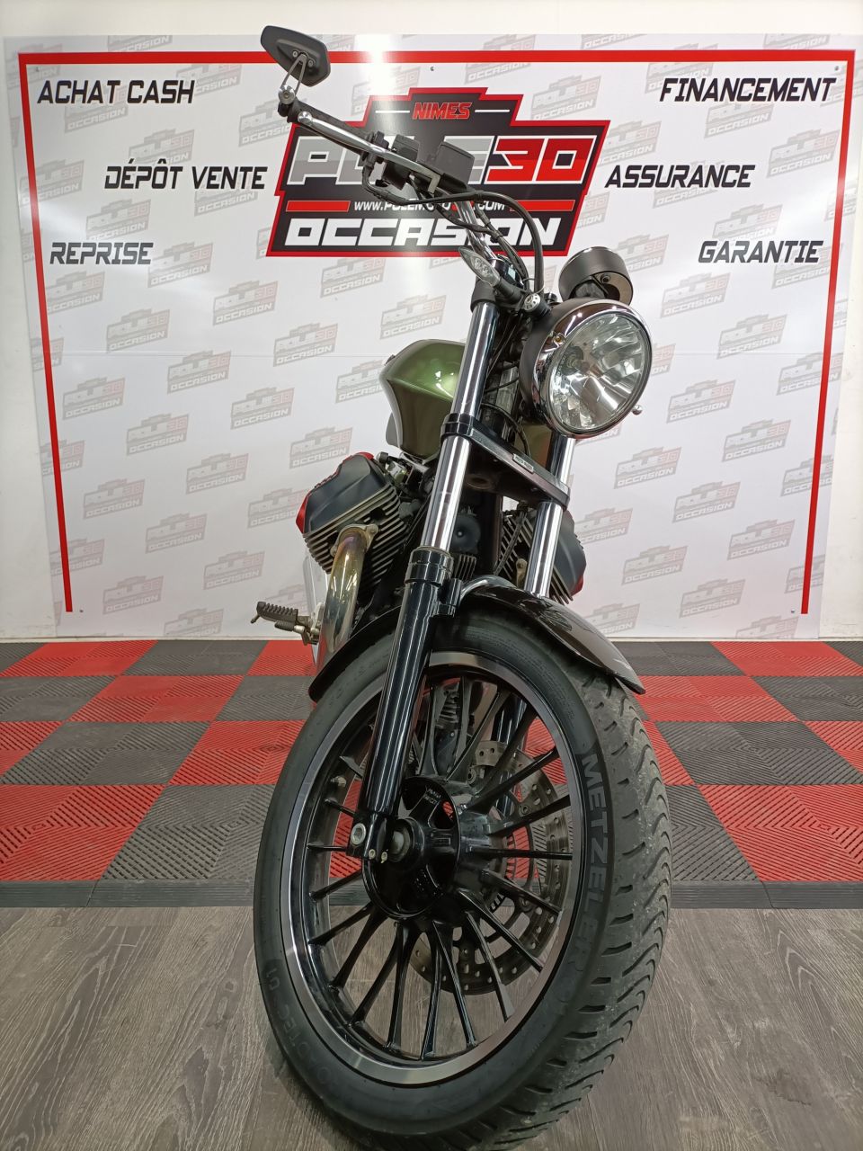 MOTO GUZZI V9 ROAMER 4