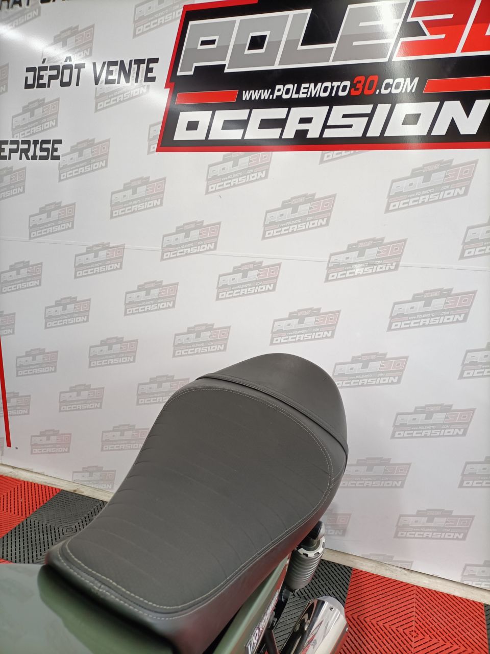 MOTO GUZZI V9 ROAMER 4