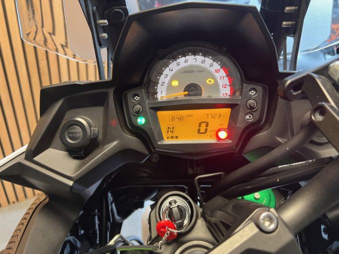 KAWASAKI VERSYS 650 4