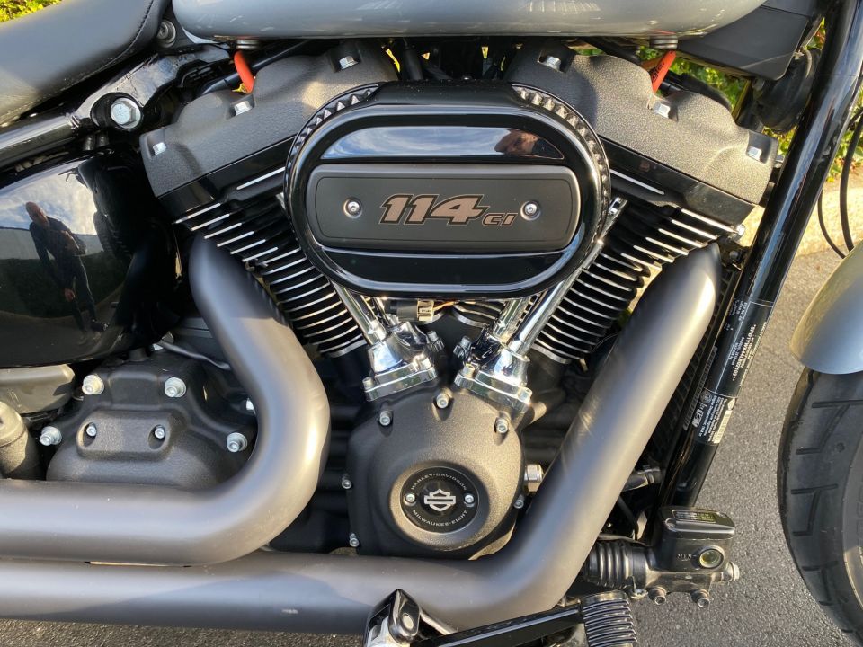 HARLEY-DAVIDSON SOFTAIL LOW RIDER 1868 S 4