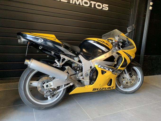SUZUKI GSX-R 750 4