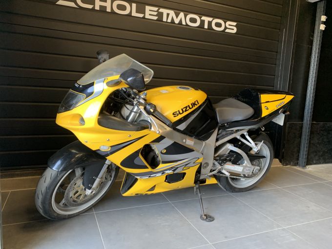 SUZUKI GSX-R 750 4