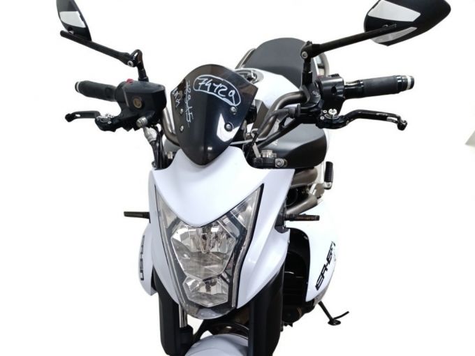 KAWASAKI ER-6 4