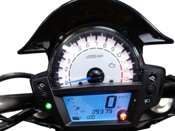 KAWASAKI ER-6 4