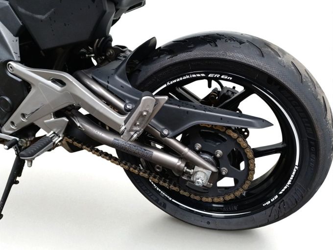 KAWASAKI ER-6 4
