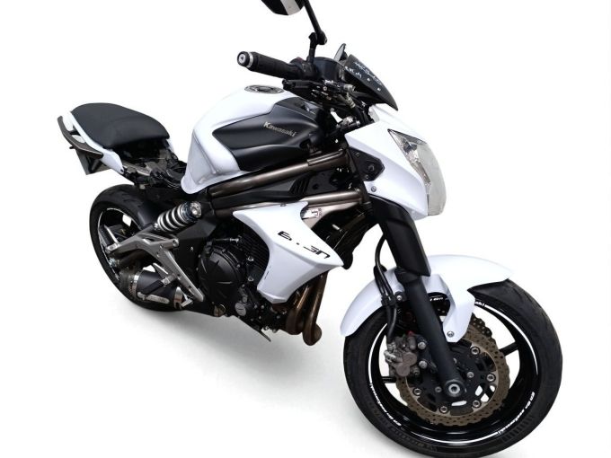 KAWASAKI ER-6 4