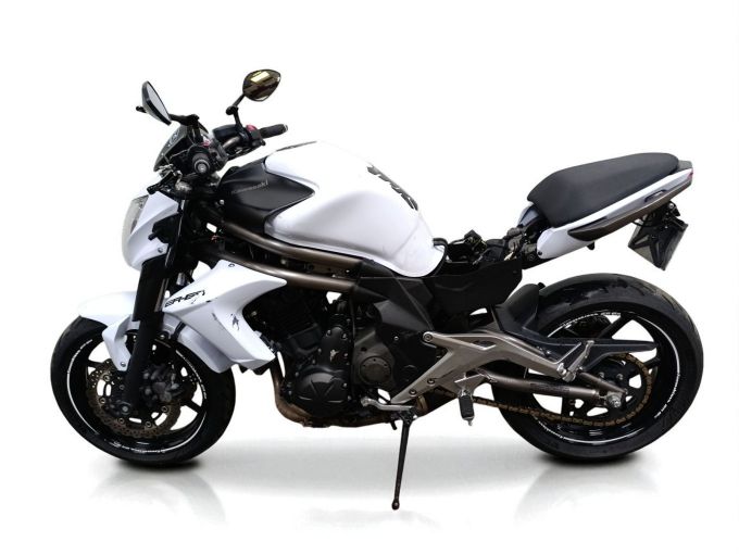 KAWASAKI ER-6 4