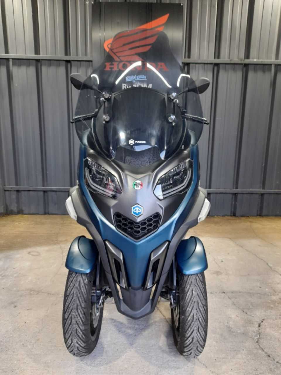 PIAGGIO MP3 530 HPE EXCLUSIVE 4