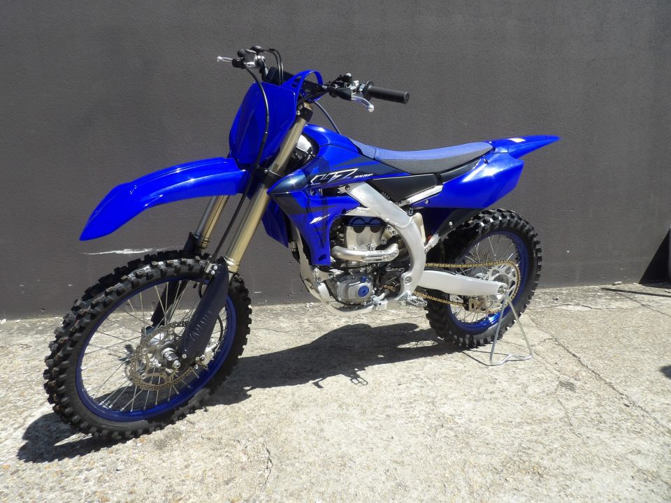 YAMAHA YZ250F 4