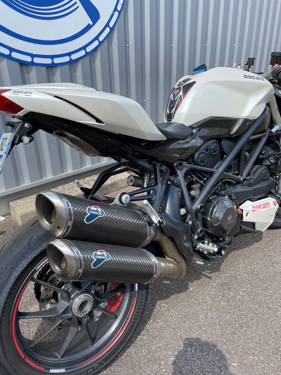 DUCATI 1098 STREET FIGHTER 4