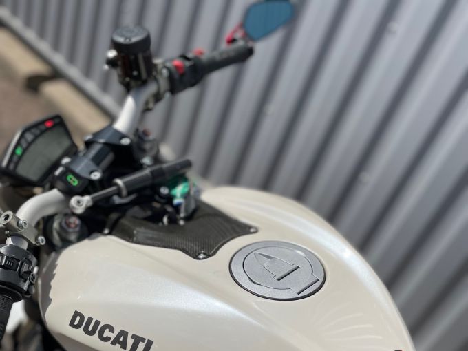 DUCATI 1098 STREET FIGHTER 4