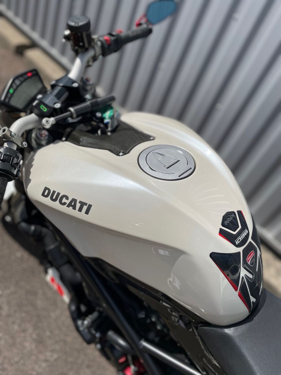 DUCATI 1098 STREET FIGHTER 4